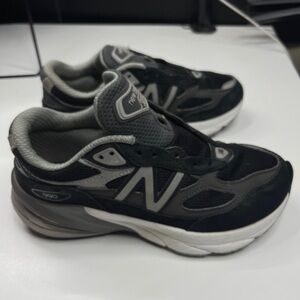 Kids New Balance 990v4 Size 4 Eur 36